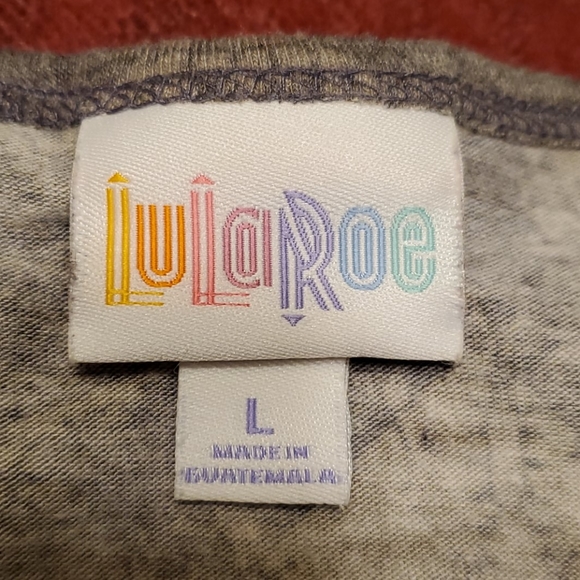 LulaRoe Hi Low Bottom Hem Top/Blouse - Large - Picture 3 of 4